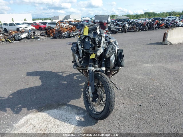 12654852 :رقم المزاد ، WB10J530XKZF77882 vin ، 2019 Bmw R 1250 Gs Adventure مزاد بيع