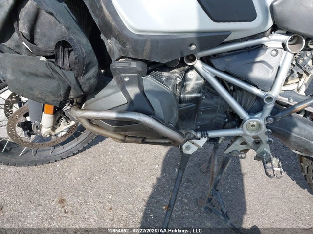 12654852 :رقم المزاد ، WB10J530XKZF77882 vin ، 2019 Bmw R 1250 Gs Adventure مزاد بيع