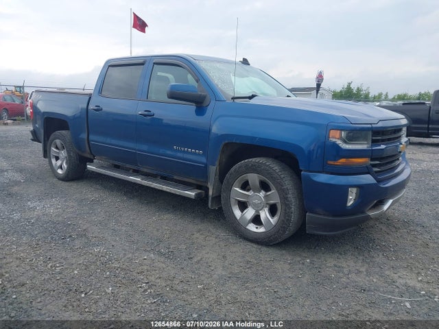 12654866 :رقم المزاد ، 3GCUKRECXJG118623 vin ، 2018 Chevrolet Silverado K1500 Lt مزاد بيع