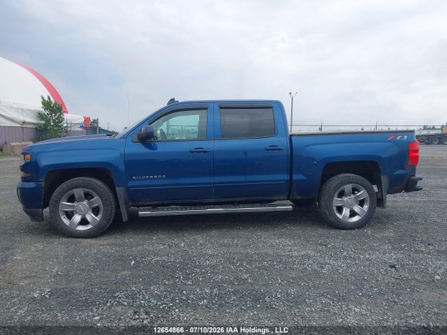 12654866 :رقم المزاد ، 3GCUKRECXJG118623 vin ، 2018 Chevrolet Silverado K1500 Lt مزاد بيع