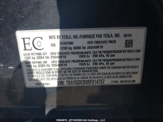 Tesla Model Y 2024 7SAYGDED0RF014757 Image 9