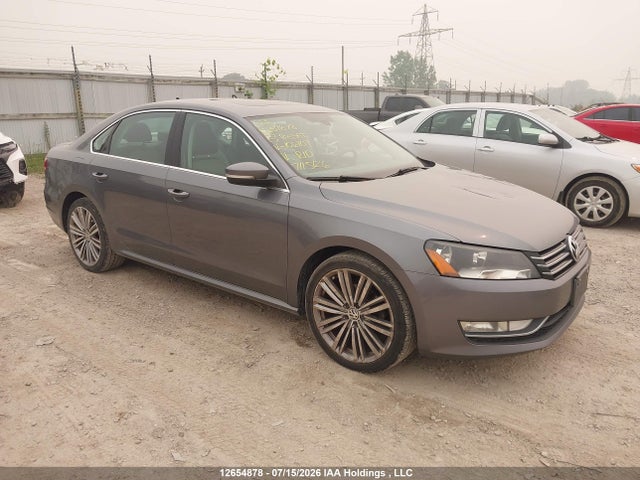 Aukcja sprzedaży 2015 Volkswagen Passat 1.8 Tsi Comfortline, vin: 1VWBS7A31FC106109, numer aukcji: 12654878