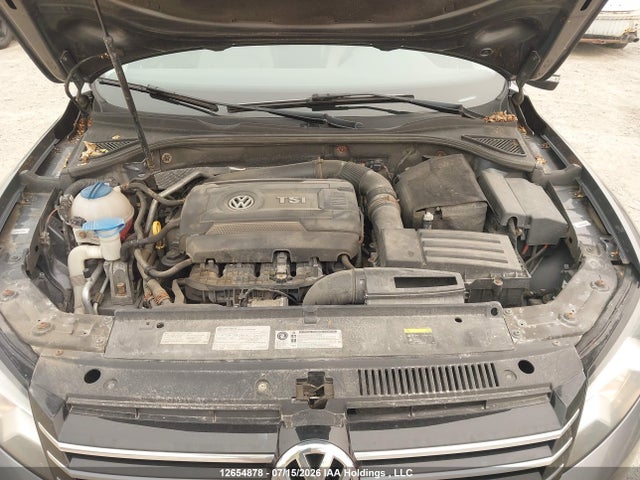 2015 Volkswagen Passat 1.8 Tsi Comfortline მანქანა იყიდება აუქციონზე, vin: 1VWBS7A31FC106109, აუქციონის ნომერი: 12654878