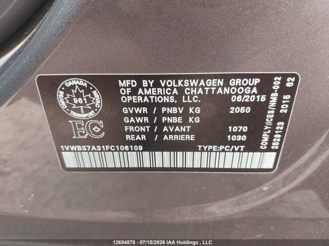 2015 Volkswagen Passat 1.8 Tsi Comfortline მანქანა იყიდება აუქციონზე, vin: 1VWBS7A31FC106109, აუქციონის ნომერი: 12654878