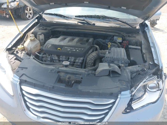 Продажа на аукционе авто 2013 Chrysler 200 Lx, vin: 1C3CCBAB7DN532827, номер лота: 12654886
