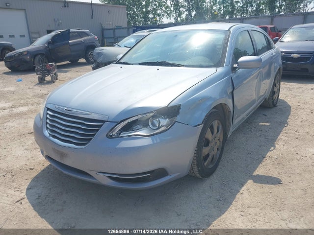 12654886 :رقم المزاد ، 1C3CCBAB7DN532827 vin ، 2013 Chrysler 200 Lx مزاد بيع