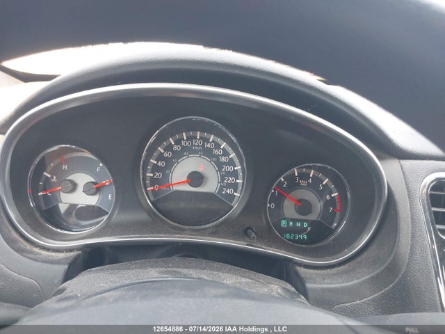 Продажа на аукционе авто 2013 Chrysler 200 Lx, vin: 1C3CCBAB7DN532827, номер лота: 12654886