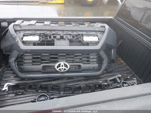 Toyota Tacoma 2025 3TYLB5JN8ST104013 Image 12