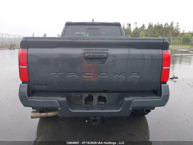 Toyota Tacoma 2025 3TYLB5JN8ST104013 Image 17