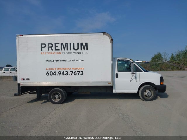 Продажа на аукционе авто 2006 Chevrolet Express Cutaway Work Van, vin: 1GBJG31U661192678, номер лота: 12654903