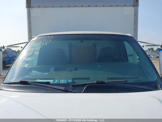 Продажа на аукционе авто 2006 Chevrolet Express Cutaway Work Van, vin: 1GBJG31U661192678, номер лота: 12654903