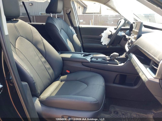 Toyota Grand Highlander 2026 5TDACAB58TS070048 Image 5