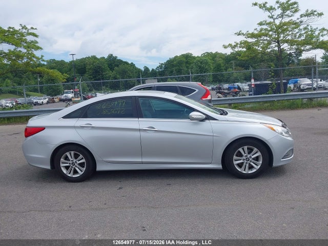 Hyundai SONATA GLS 2014 5NPEB4AC2EH853672 Image 13