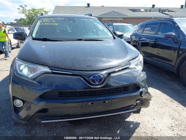 12655054 :رقم المزاد ، JTMRJREV7JD235776 vin ، 2018 Toyota Rav4 Hv Le Plus/xle مزاد بيع