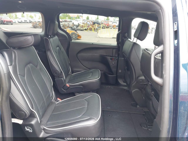 Chrysler Pacifica Limited 2025 2C4RC1GG7SR602099 Image 8