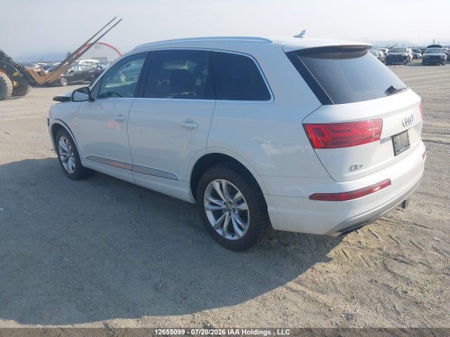 WA1LAAF71JD033081 Audi Q7 Premium Plus