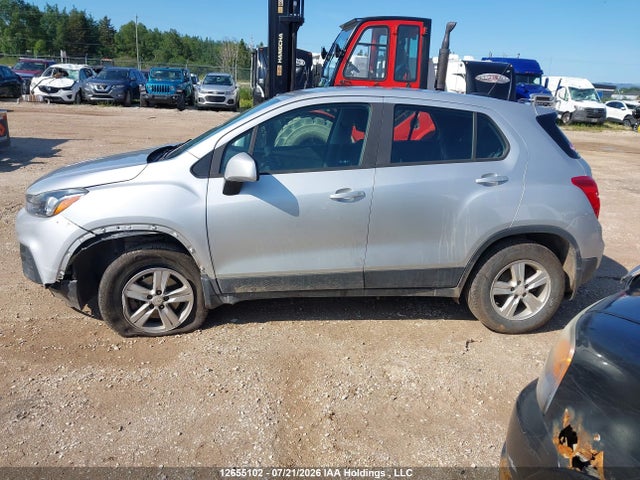 Chevrolet TRAX LS 2018 3GNCJNSB1JL197522 Image 15