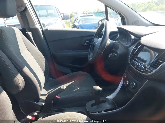Chevrolet TRAX LS 2018 3GNCJNSB1JL197522 Image 5