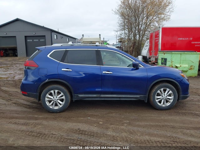 2020 Nissan Rogue S/sl/sv მანქანა იყიდება აუქციონზე, vin: 5N1AT2MV4LC711874, აუქციონის ნომერი: 12608734