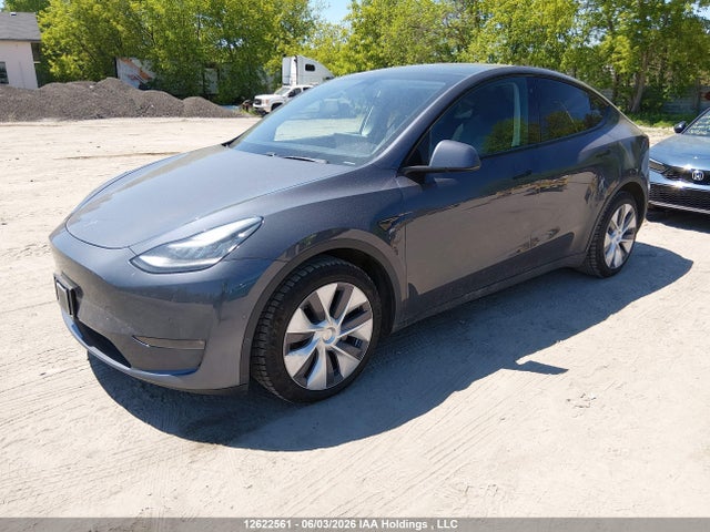 Tesla Model Y Long Range 2021 5YJYGDEE7MF061993 Image 2