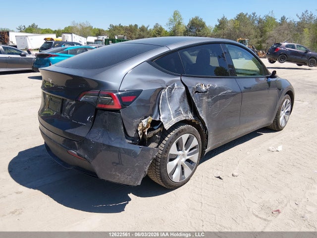 Tesla Model Y Long Range 2021 5YJYGDEE7MF061993 Image 4