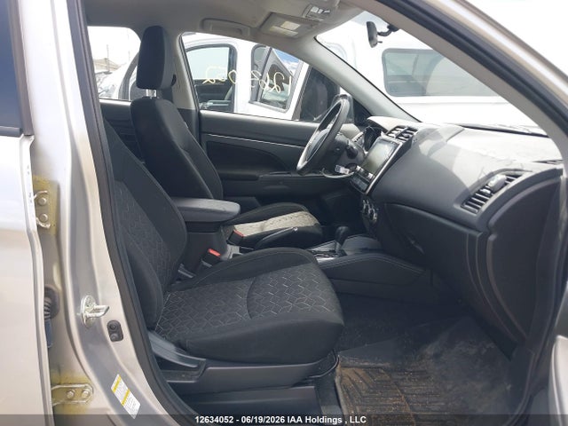 Mitsubishi RVR ES 2022 JA4AJUAUXNU600450 Image 5