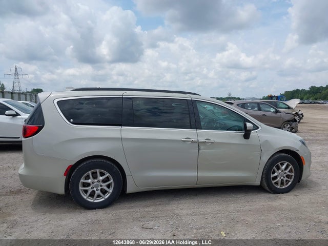 Chrysler Pacifica Touring 2019 2C4RC1DG3KR741232 Image 14