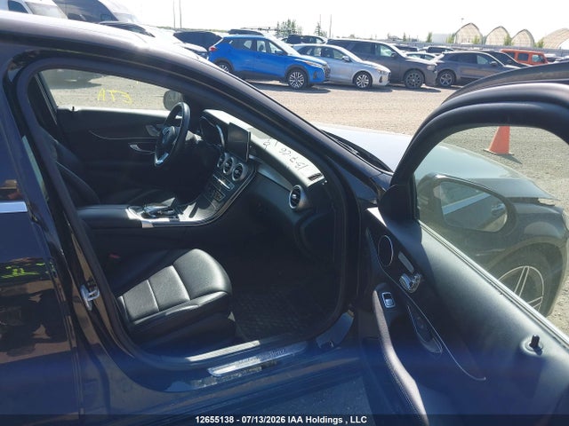 2016 Mercedes-benz C 300 4matic მანქანა იყიდება აუქციონზე, vin: 55SWF4KB8GU155713, აუქციონის ნომერი: 12655138