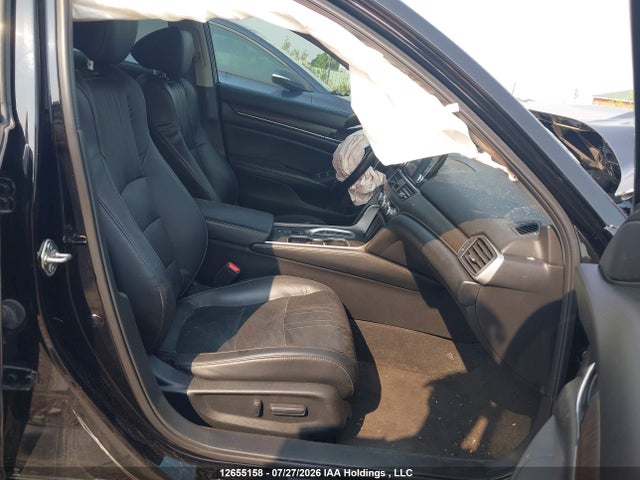 2018 Honda Accord Hybrid Touring მანქანა იყიდება აუქციონზე, vin: 1HGCV3F96JA800241, აუქციონის ნომერი: 12655158