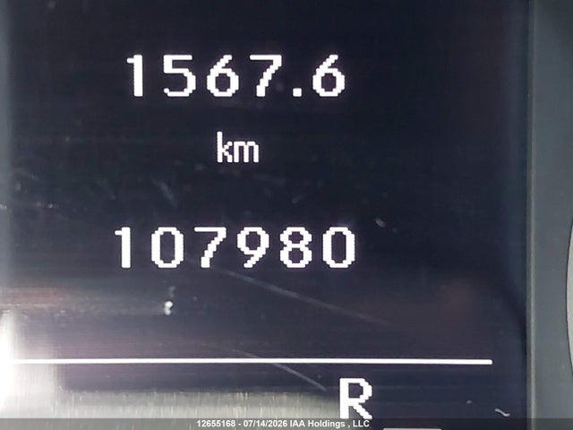 SJKCH5CR7JA044695 Infiniti Qx30 Luxe