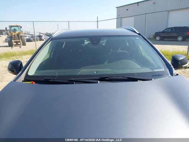 SJKCH5CR7JA044695 Infiniti Qx30 Luxe