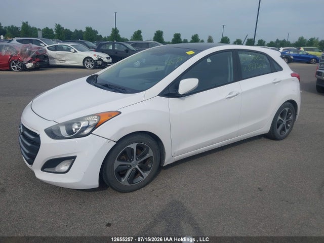 KMHD35LHXGU279303 Hyundai ELANTRA GT