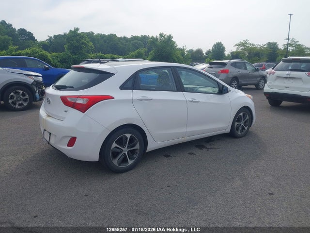 KMHD35LHXGU279303 Hyundai ELANTRA GT