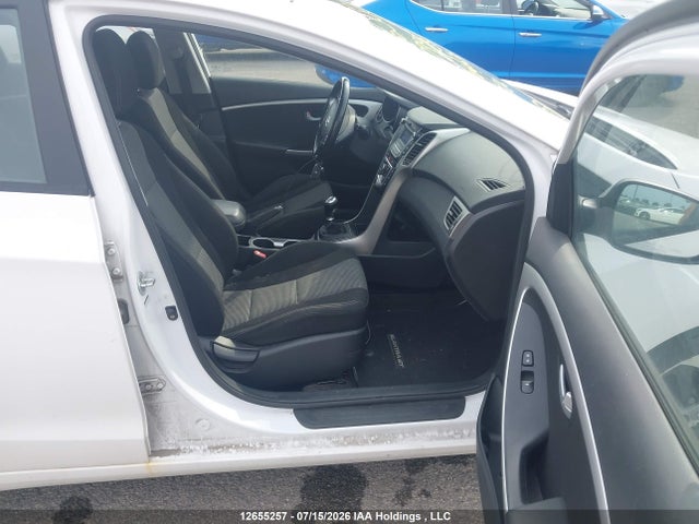 KMHD35LHXGU279303 Hyundai ELANTRA GT