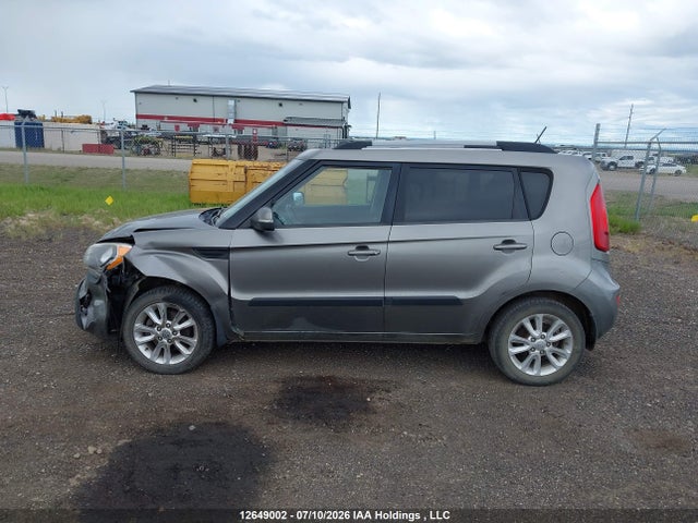 2012 Kia Soul 2.0l 2u/2.0l 4u/2.0l 4u Burner/2.0l 4u Luxury/2.0l 4u Retro მანქანა იყიდება აუქციონზე, vin: KNDJT2A63C7410992, აუქციონის ნომერი: 12649002