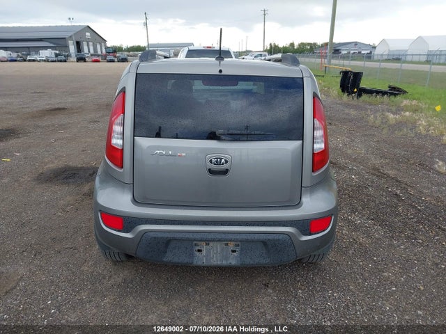 2012 Kia Soul 2.0l 2u/2.0l 4u/2.0l 4u Burner/2.0l 4u Luxury/2.0l 4u Retro მანქანა იყიდება აუქციონზე, vin: KNDJT2A63C7410992, აუქციონის ნომერი: 12649002