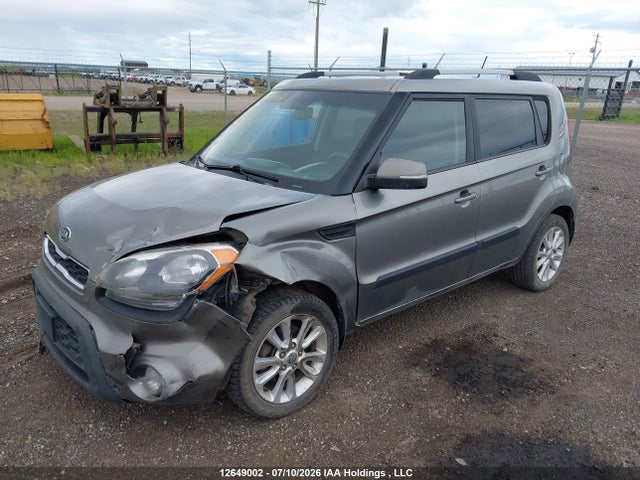 2012 Kia Soul 2.0l 2u/2.0l 4u/2.0l 4u Burner/2.0l 4u Luxury/2.0l 4u Retro მანქანა იყიდება აუქციონზე, vin: KNDJT2A63C7410992, აუქციონის ნომერი: 12649002
