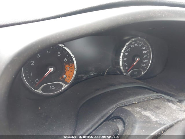 Jeep Renegade Limited 2015 ZACCJBDT4FPC49835 Image 14