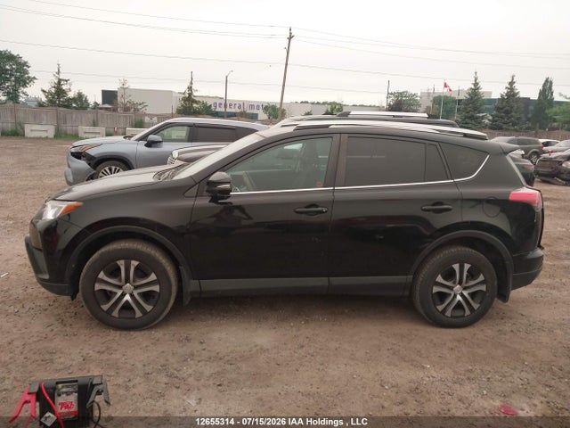 2T3ZFREV3GW237473 Toyota RAV4 LE