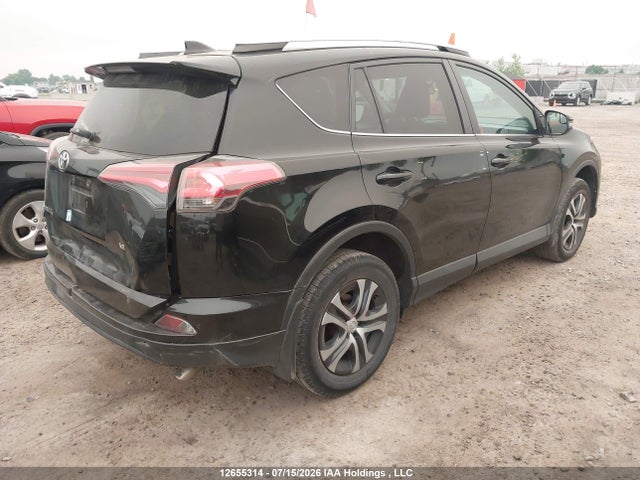 2T3ZFREV3GW237473 Toyota RAV4 LE