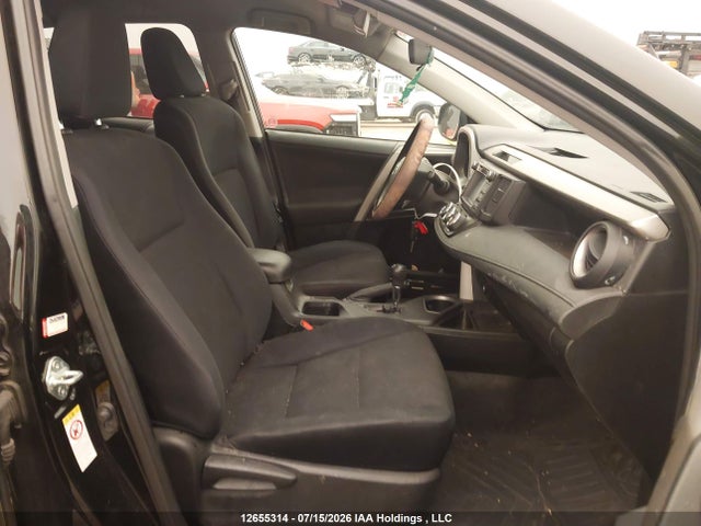 2T3ZFREV3GW237473 Toyota RAV4 LE