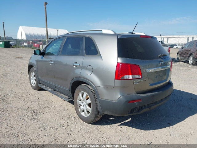 12655421 :رقم المزاد ، 5XYKTCA16BG136266 vin ، 2011 Kia Sorento Lx مزاد بيع
