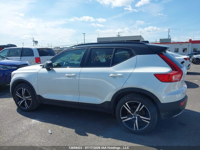 Продаж на аукціоні авто 2019 Volvo Xc40 T5 R-design, vin: YV4162UM9K2118502, номер лоту: 12655433