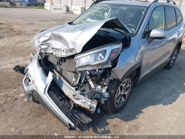 Subaru Forester Premium 2019 JF2SKEGCXKH506540 Image 6