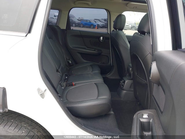 Mini Cooper Countryman All4 2017 WMZYV5C31H3C02091 Image 8