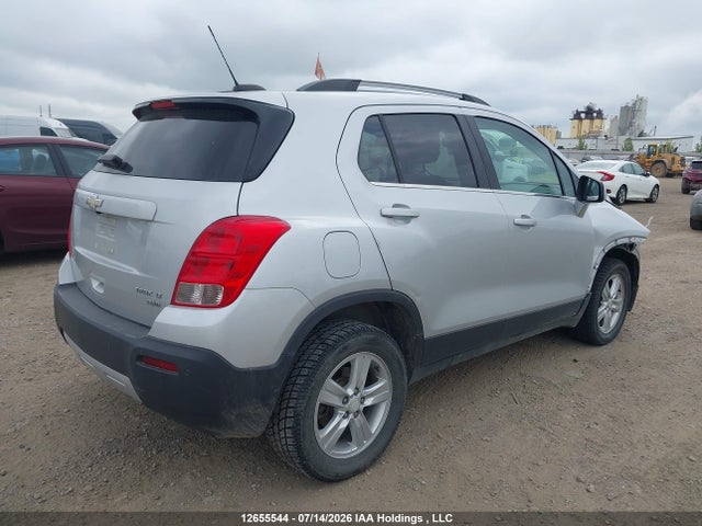 3GNCJRSB8FL256564 Chevrolet TRAX 1LT