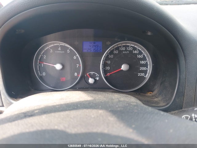 2010 Hyundai Accent Gl მანქანა იყიდება აუქციონზე, vin: KMHCN3BC1AU175841, აუქციონის ნომერი: 12655549