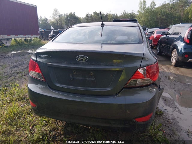 2012 Hyundai Accent Gl მანქანა იყიდება აუქციონზე, vin: KMHCT4AE5CU240854, აუქციონის ნომერი: 12655628
