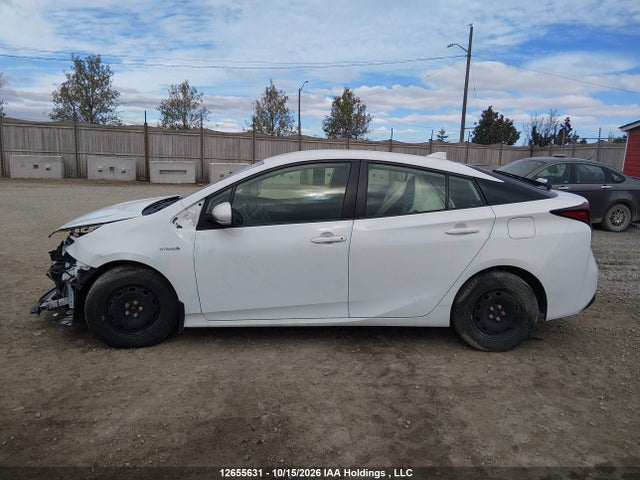 JTDL9MFU4N3031469 Toyota Prius Le/xle/night Shade