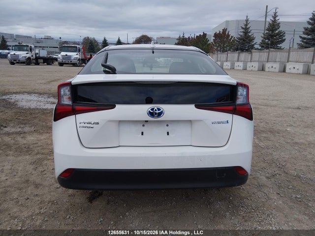 JTDL9MFU4N3031469 Toyota Prius Le/xle/night Shade